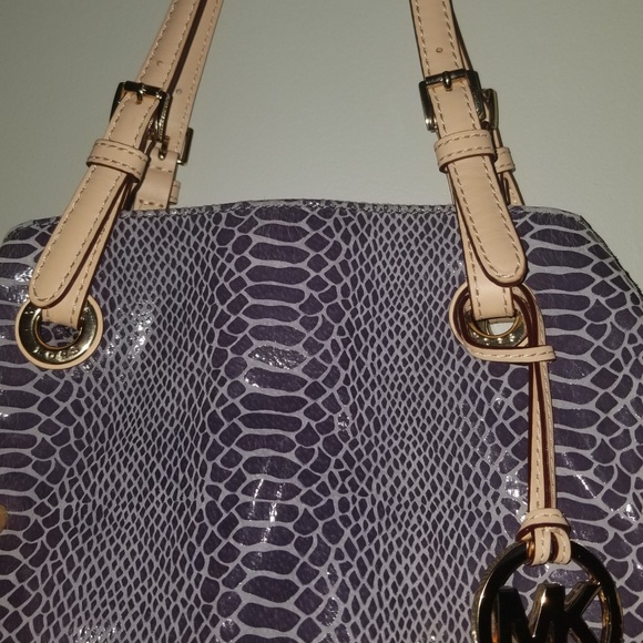 *Sold* - Picture 3 of 6